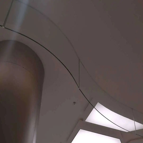 擋煙垂壁關注點(圖1) 頂上玻璃擋煙垂壁.jpg